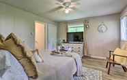 Khác 3 Chic, Pet-friendly Cottage w/ Deck + Fire Pit!