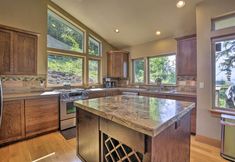 その他 4 Luxe Coastal Haven w/ Bay Views & Hot Tub