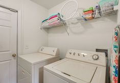 Others 7 ~ 15 Mi to Disney: Resort Home w/ Private Pool!