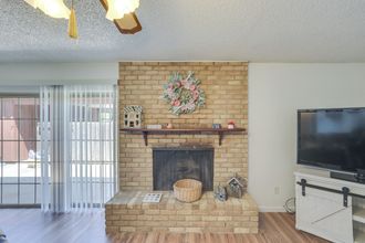 其他 4 Family Home in Fort Worth: Pets Welcome!