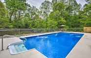 Others 7 Hidden Murphy Cottage w/ Hot Tub, Pool & Grill!