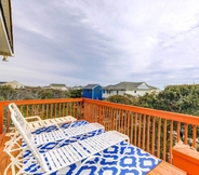 Others 2 Surf City Vacation Rental: Walk to Beach!