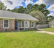 Lain-lain 2 Charming Jacksonville Abode w/ Patio!