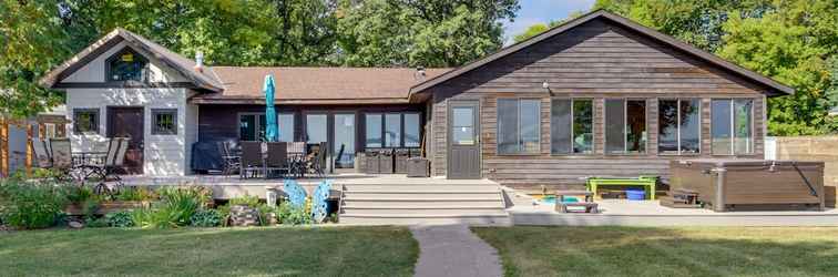 Others Family-friendly Ottertail Home on Rush Lake!