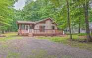 Others 4 Rustic Poconos Retreat w/ Grill, 1 Mile to Lake!