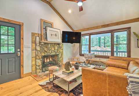 Others Boone Hideaway w/ Deck, Grill & Forest Views!