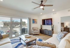 Others 3 Bright Lewes Condo w/ Balcony, 7 Mi to Beach!