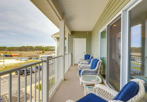 Others Bright Lewes Condo w/ Balcony, 7 Mi to Beach!