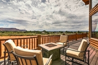 อื่นๆ Dreamy Kanab Cabin w/ Hot Tub & Panoramic Views!