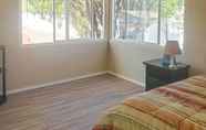 Others 4 Bright ABQ Villa With Fire Pit - 3 Mi to Airport!
