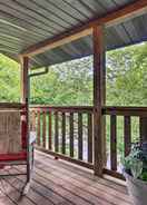 Imej utama Riverfront Couple's Retreat in Smoky Mountains!