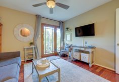 อื่นๆ 6 Chic Peaceful Retreat 16 Mi to Beaches & Wineries!