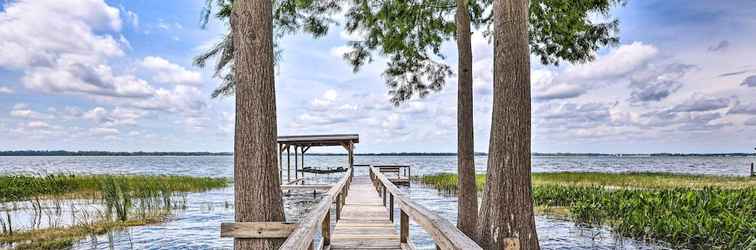 Others Lakefront Tavares Home w/ Sunroom + Boat Dock