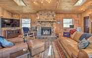 Others 4 Cabin w/ Decks & Fire Pit Near Lost River!