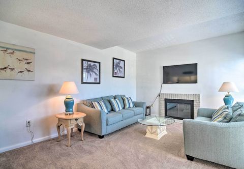 其他 Coastal Madeira Beach Condo - Walk to Gulf!