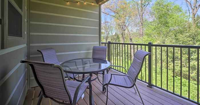 อื่นๆ Townsend Condo w/ Pool, Great Smoky Mountain Views