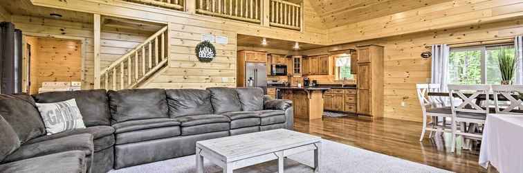 Lainnya Pet-friendly Lakeview Cabin w/ Hot Tub!