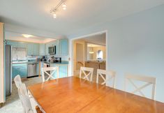 기타 6 Rockaway Beach Vacation Rental: Walk to Ocean