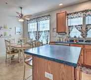 Others 4 Stylish Long Neck Townhome w/ Rooftop Patio!