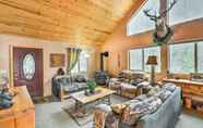 Lainnya 6 Cozy Hathaway Pines Mountain Cabin w/ Deck & Views
