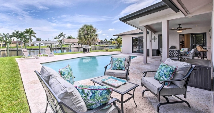 Lain-lain Canalfront Cape Coral Home w/ Private Dock!