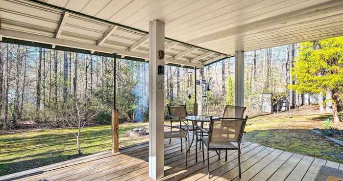 Others Penrose Home w/ Covered Deck + Fire Pit!