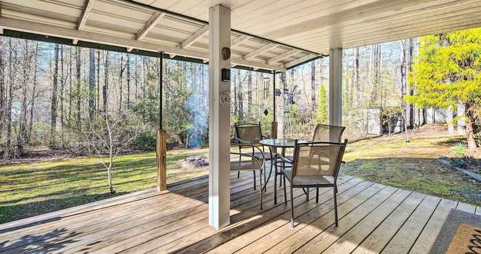 Others Penrose Home w/ Covered Deck + Fire Pit!