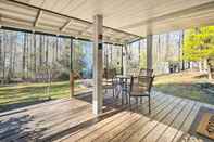 Others Penrose Home w/ Covered Deck + Fire Pit!
