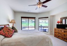 อื่นๆ 7 Country Club Home: 2br, 2 BA + Den ~ 1 Mi to Golf!