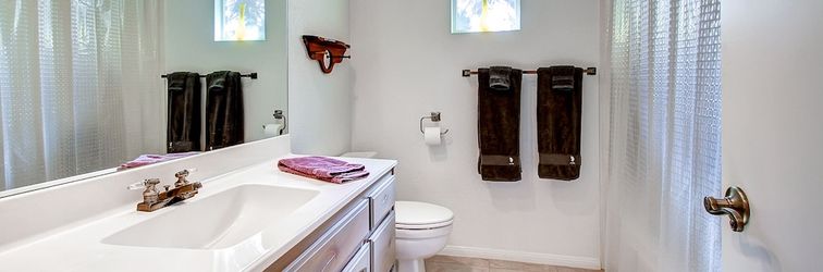 อื่นๆ Country Club Home: 2br, 2 BA + Den ~ 1 Mi to Golf!