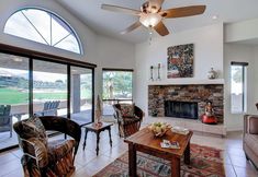 Lainnya 2 Country Club Home: 2br, 2 BA + Den ~ 1 Mi to Golf!