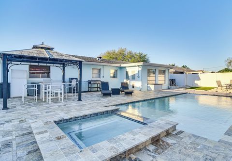 Lain-lain Private Hot Tub: Breezy Seminole Stay!