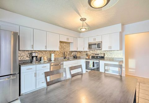 Others Millcreek Home w/ Mtn View < 8 Mi to Slc!