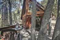 Lain-lain Updated 'tree House' Pine Mtn Club Cabin by Trails