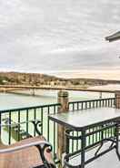 Imej utama Waterfront Condo on Lake of the Ozarks w/ 2 Pools!