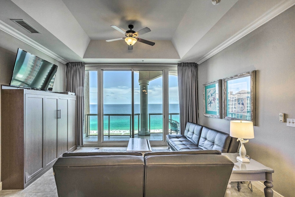 Lain-lain Pensacola Beach Penthouse w/ View + Pool Access!