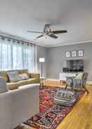 Imej utama Bright Cary Home With Deck < 15 Mi to Raleigh!