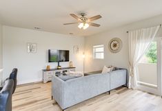 Khác 2 Steps to TCU Campus: Modern Fort Worth Apt