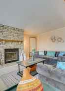 Imej utama Cheboygan Getaway w/ Fire Pit & Lake Access!