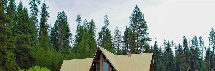 Others Remote Elk City Escape w/ Decks & Mtn Views!