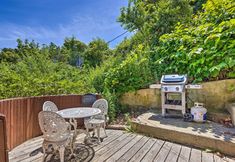 其他 4 Beachfront Wading River Home w/ Deck & Grill!