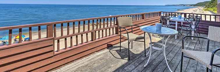 Others Beachfront Wading River Home w/ Deck & Grill!