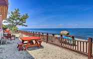 Others 3 Beachfront Wading River Home w/ Deck & Grill!