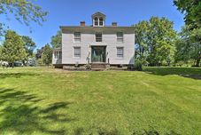 其他 Sodus Point Historic Home ~ 1/2 Mi to Sodus Bay!
