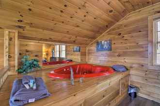 Lain-lain 4 Gatlinburg Studio Cabin w/ Pool Table & Hot Tub!