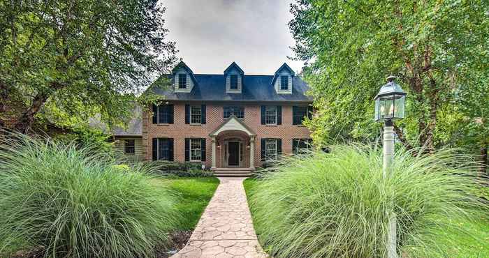 Others Extravagant Atglen Manor w/ Private 60-acre Land!