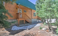 Others 2 Duck Creek Village Cabin Near National Forest!