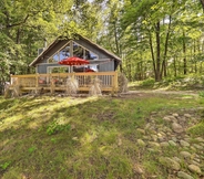 Lainnya 4 Pet-friendly Stanwood Sanctuary w/ Fire Pit!