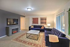 Others Enumclaw Home - 60 Mi to Mount Rainier!