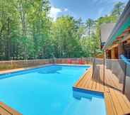 Lain-lain 2 Accord Vacation Rental w/ Pool & Hot Tub!